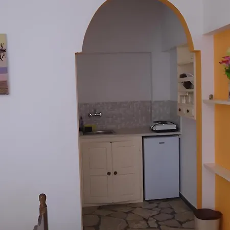 Vocamvilia * Kamári